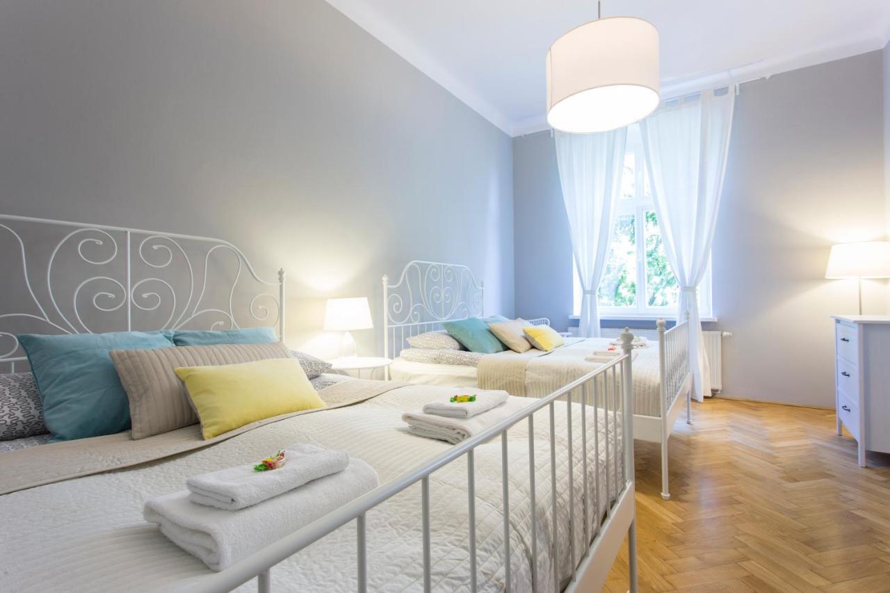 Tyzenhauz Grand Apartaments Красков Екстериор снимка