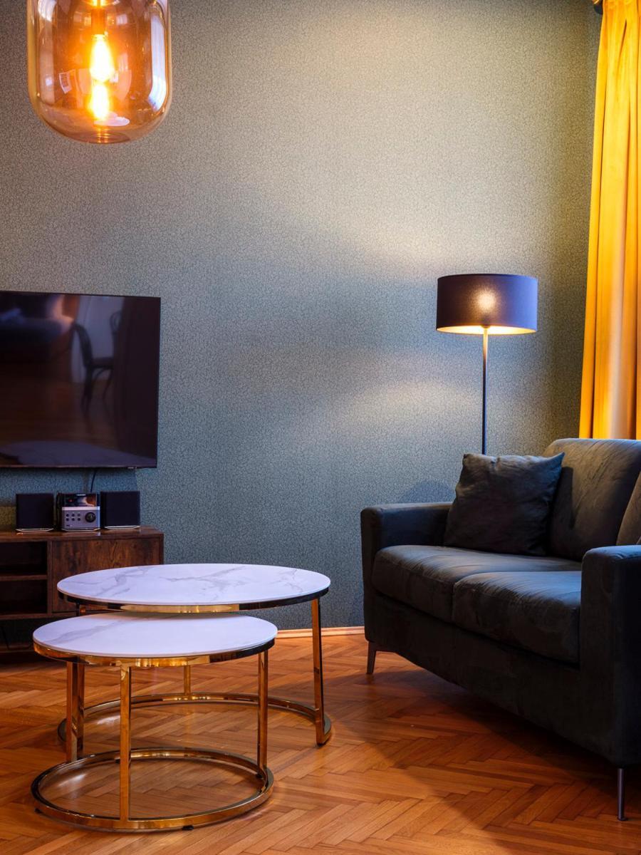 Tyzenhauz Grand Apartaments Красков Стая снимка